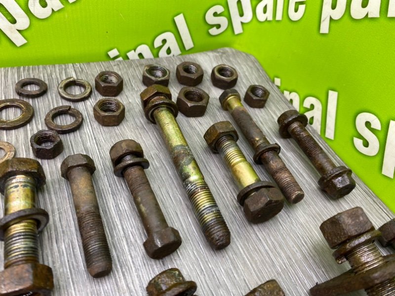 Болты подвески, 2200 рублей, Калининград