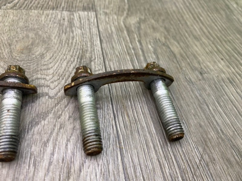 Болты приводов, 2200 рублей, Калининград