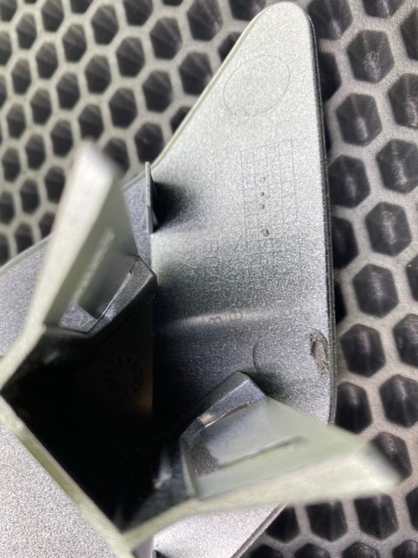 Крышка форсунки омывателя фар, 2100 рублей, Калининград