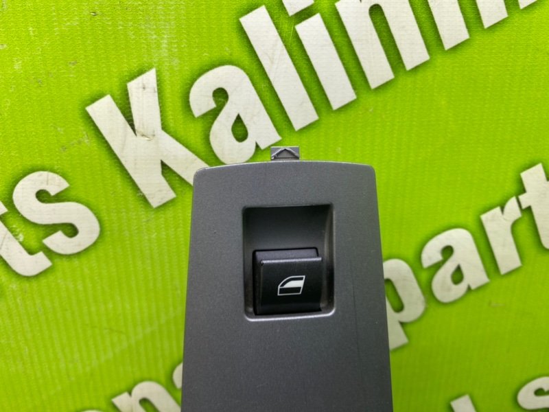 Кнопка стеклоподъемника, 1000 рублей, Калининград