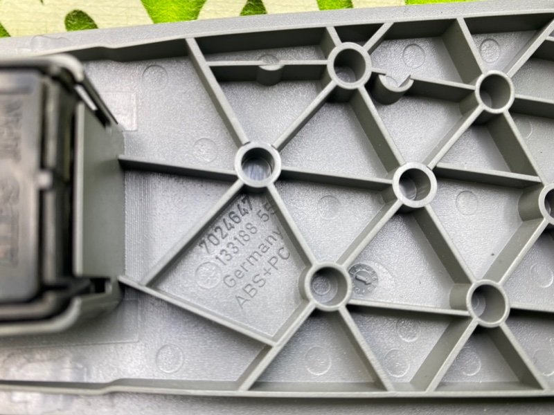 Кнопка стеклоподъемника, 1000 рублей, Калининград