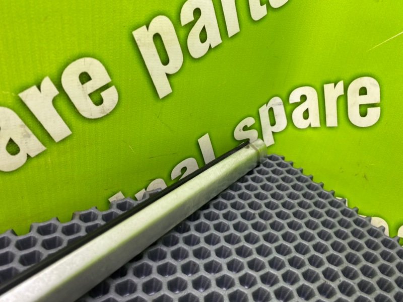 Молдинг стекла, 1000 рублей, Калининград