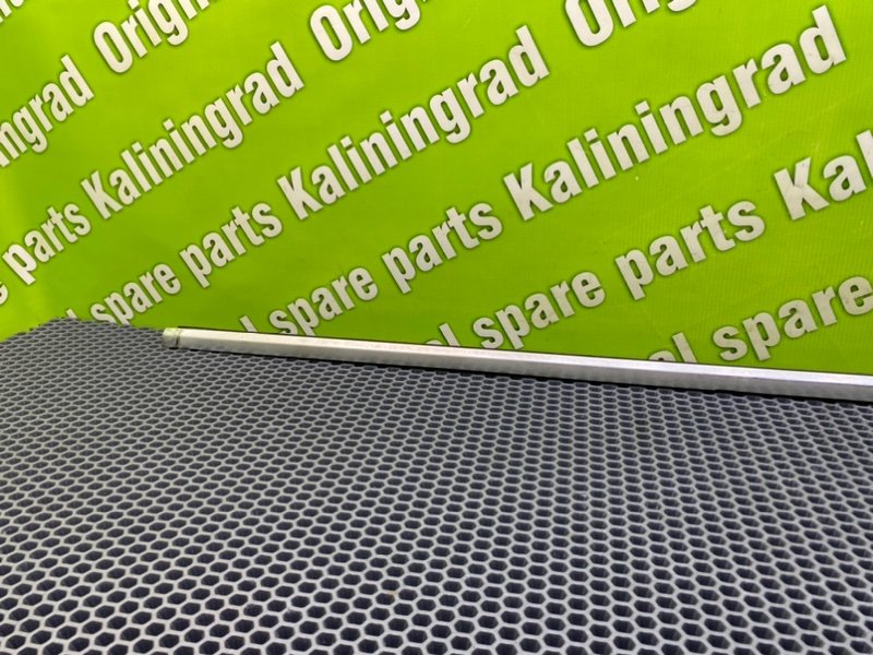 Молдинг стекла, 1000 рублей, Калининград