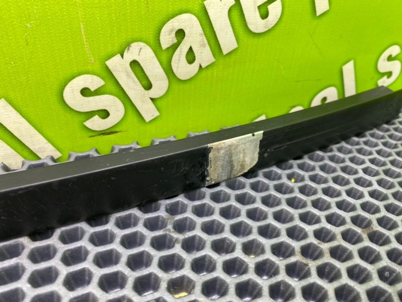 Направляющая стекла двери, 500 рублей, Калининград