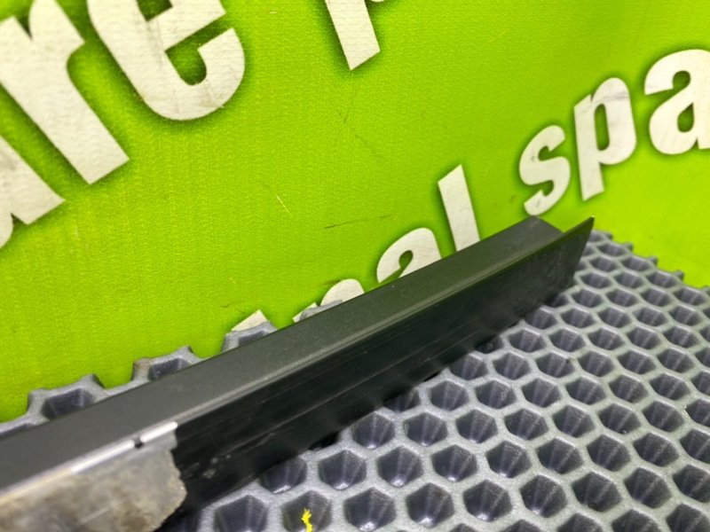 Направляющая стекла двери, 500 рублей, Калининград