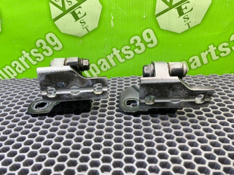 Петли дверей, 1200 рублей, Калининград