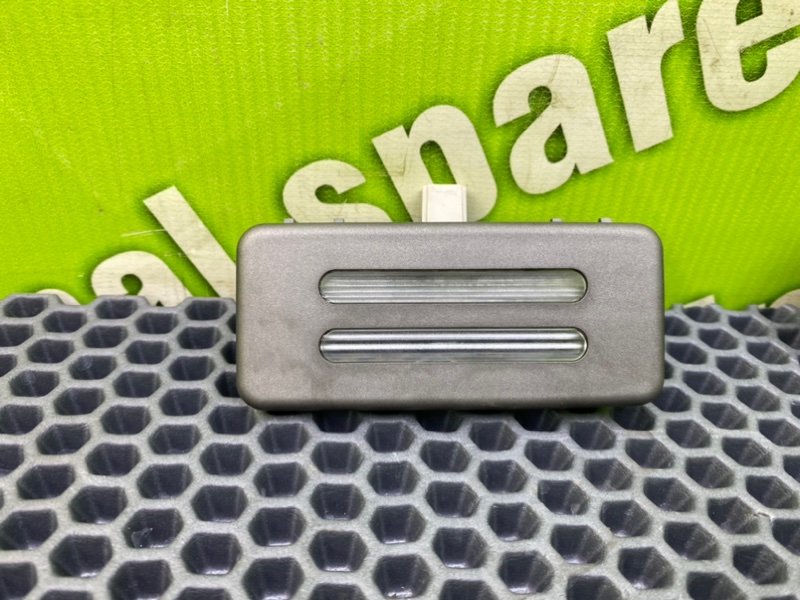 Плафон подсветки салона, 1000 рублей, Калининград