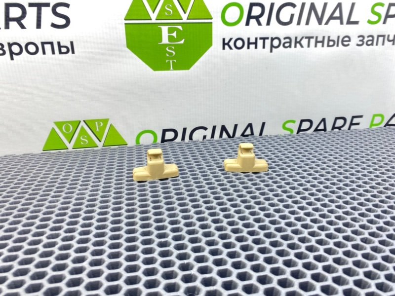 Крепление солнцезащитного козырька, 1600 рублей, Калининград