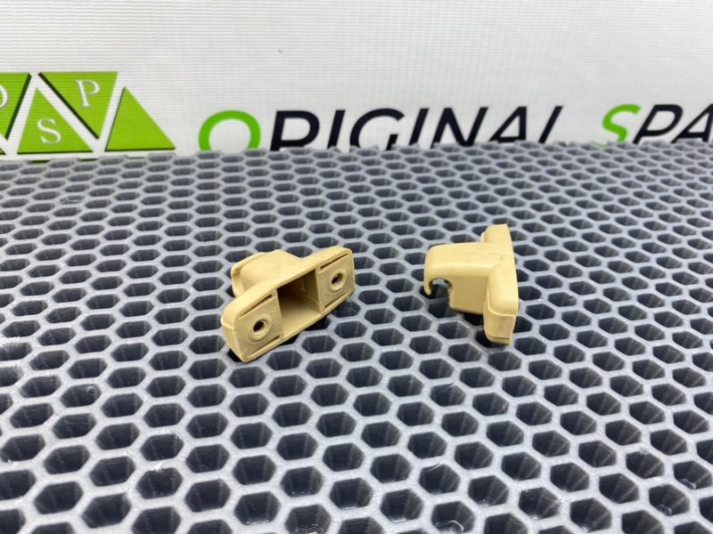 Крепление солнцезащитного козырька, 1600 рублей, Калининград