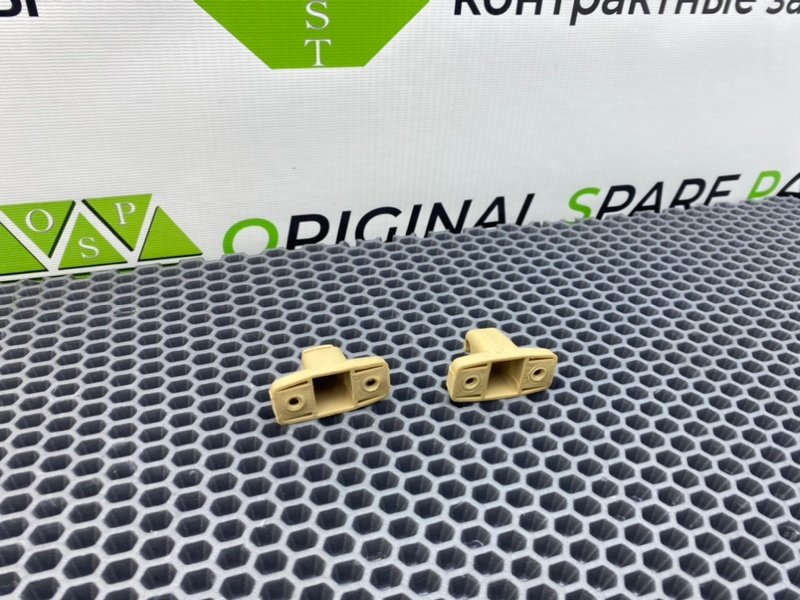 Крепление солнцезащитного козырька, 1600 рублей, Калининград