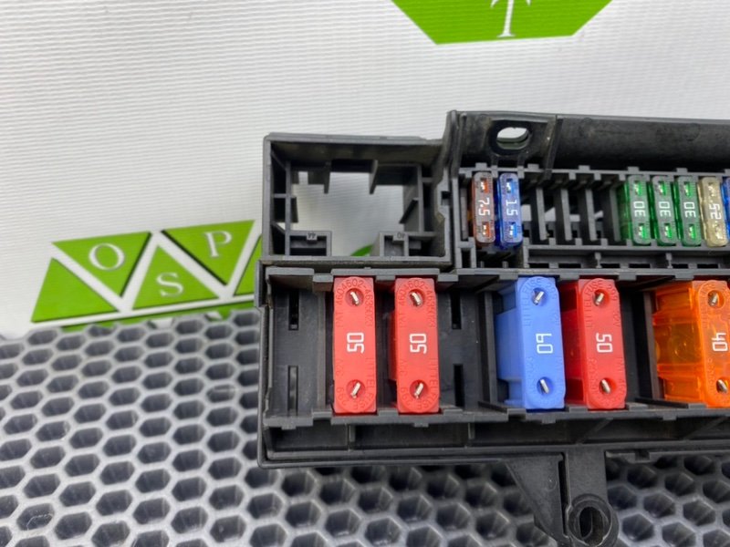 Блок предохранителей салонный, 1700 рублей, Калининград