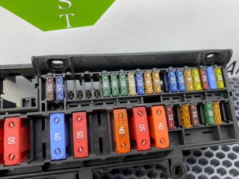 Блок предохранителей салонный, 1700 рублей, Калининград