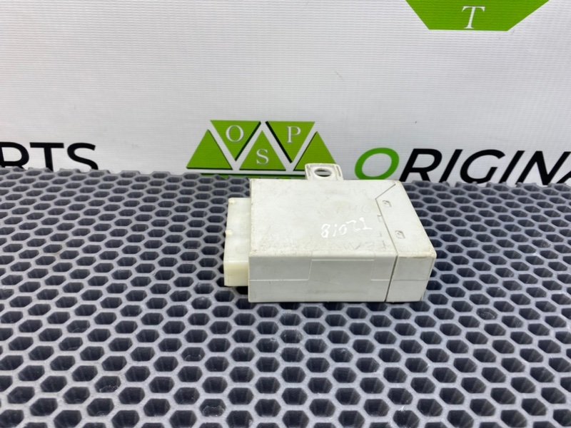 Блок, 2000 рублей, Калининград