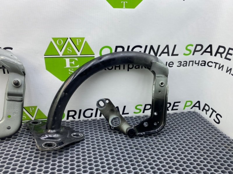 Петли багажника, 1800 рублей, Калининград