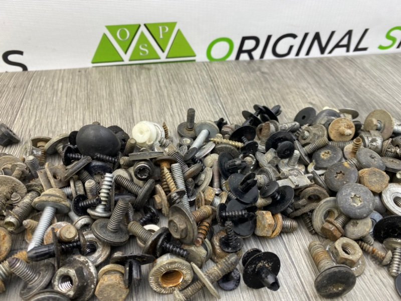 Болты, 1700 рублей, Калининград