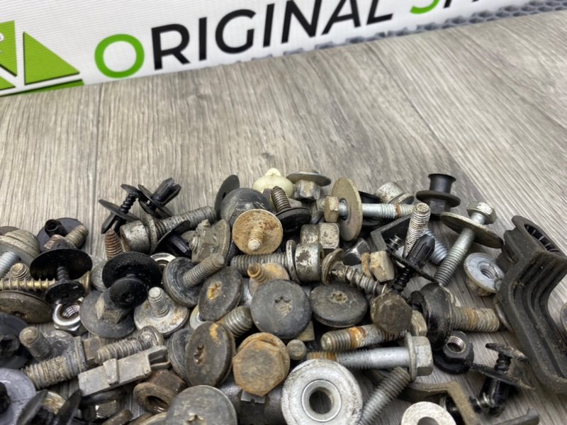 Болты, 1700 рублей, Калининград