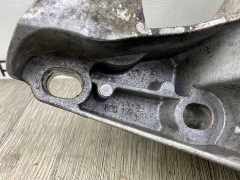 Кронштейн опоры двигателя, 1600 рублей, Калининград