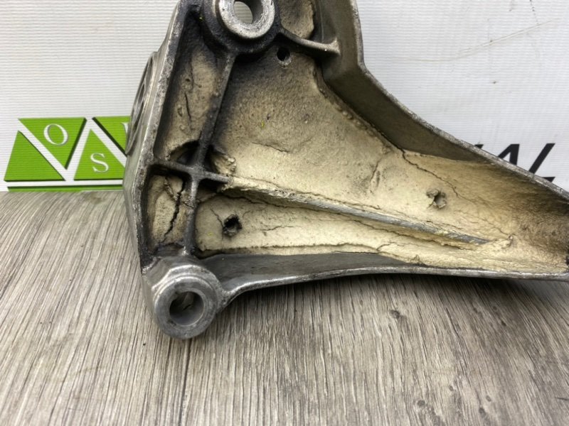 Кронштейн АКПП, 1400 рублей, Калининград