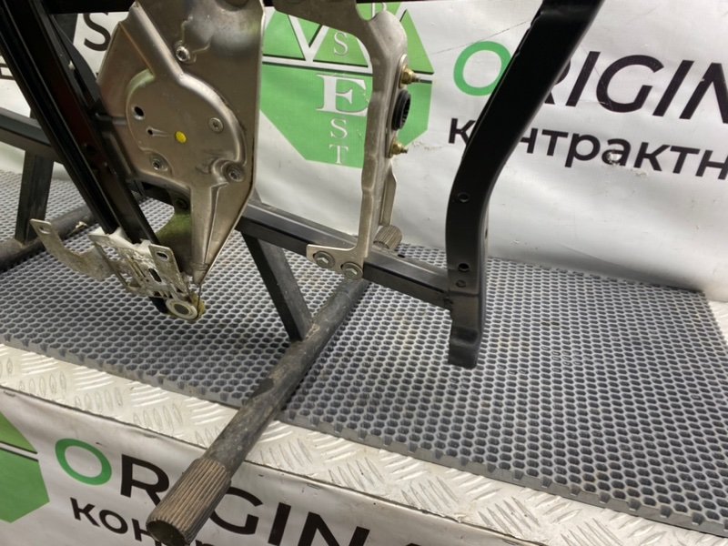 Стеклоподъемник, 1000 рублей, Калининград