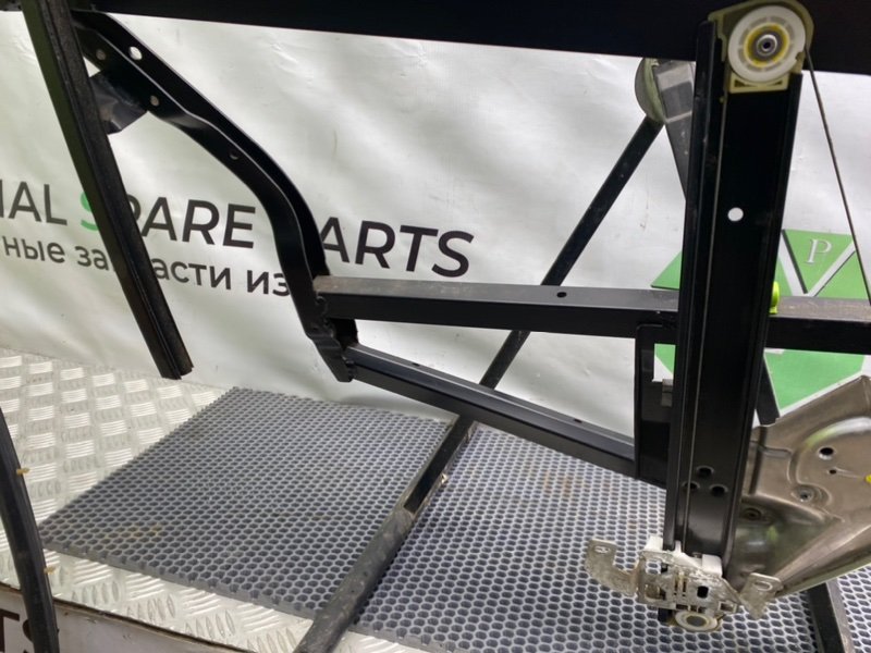 Стеклоподъемник, 1000 рублей, Калининград