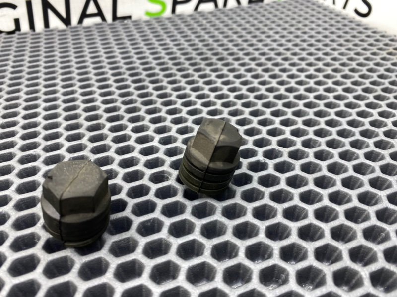 Отбойник капота, 400 рублей, Калининград