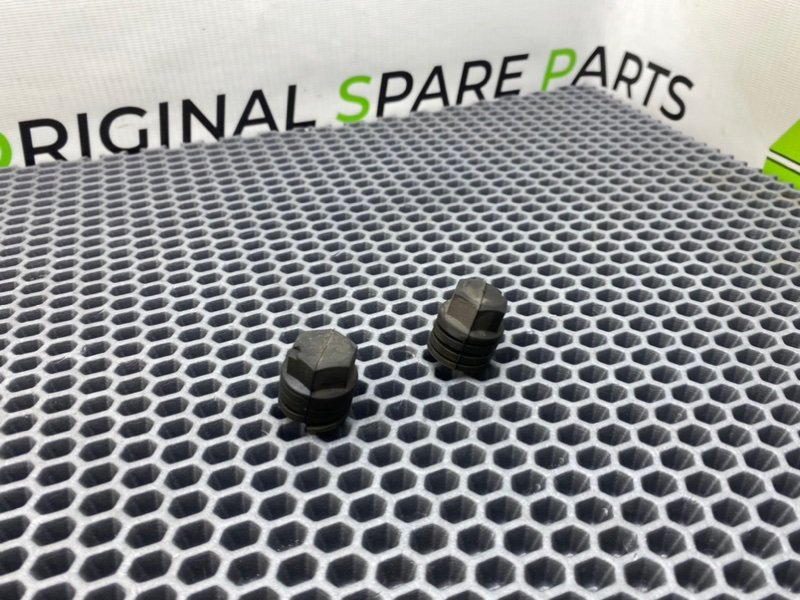 Отбойник капота, 400 рублей, Калининград