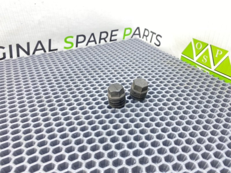 Отбойник капота, 400 рублей, Калининград