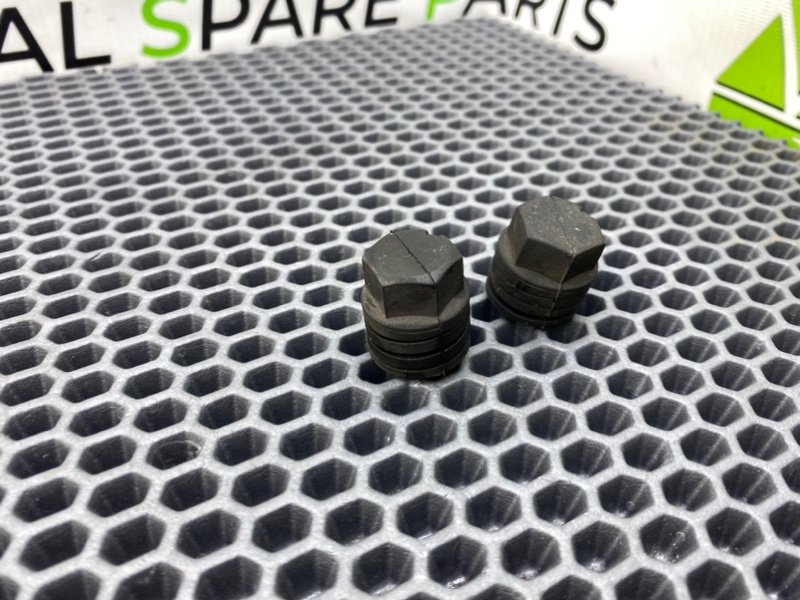 Отбойник капота, 400 рублей, Калининград