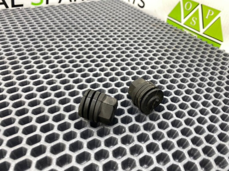 Отбойник капота, 400 рублей, Калининград