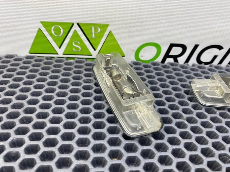 Плафон подсветки салона, 1000 рублей, Калининград