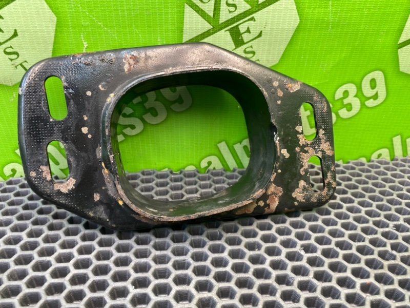 Кронштейн опоры двигателя, 1000 рублей, Калининград