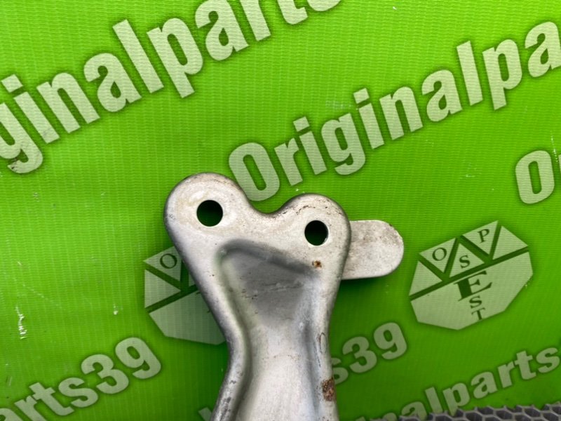 Кронштейн, 600 рублей, Калининград