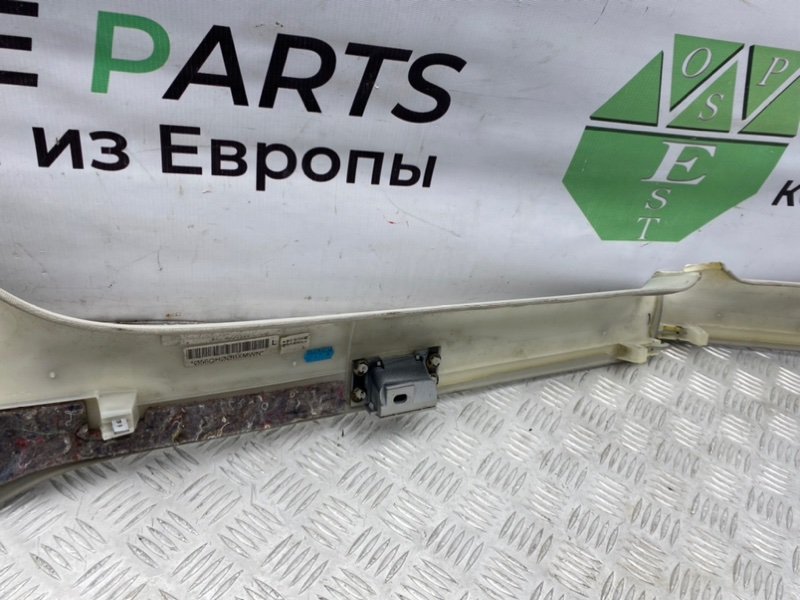 Обшивки стоек, 1000 рублей, Калининград