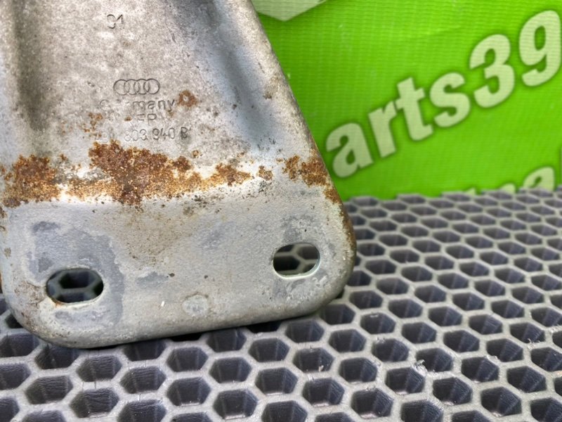 Кронштейн, 700 рублей, Калининград