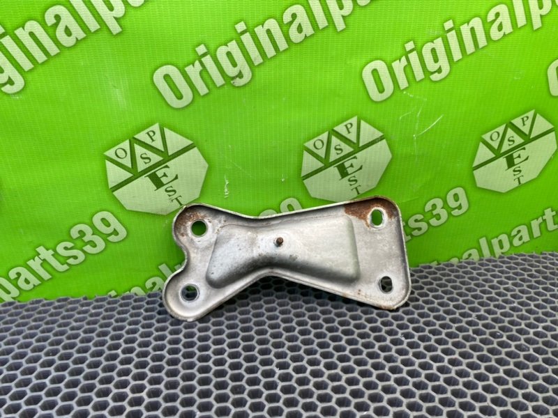 Кронштейн, 700 рублей, Калининград