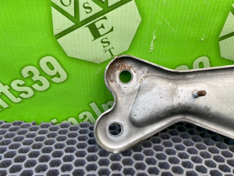 Кронштейн, 700 рублей, Калининград