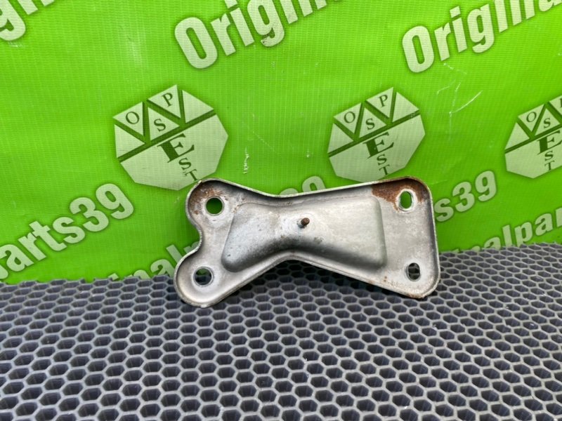 Кронштейн, 700 рублей, Калининград