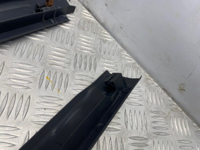 Накладки порогов, 1000 рублей, Калининград