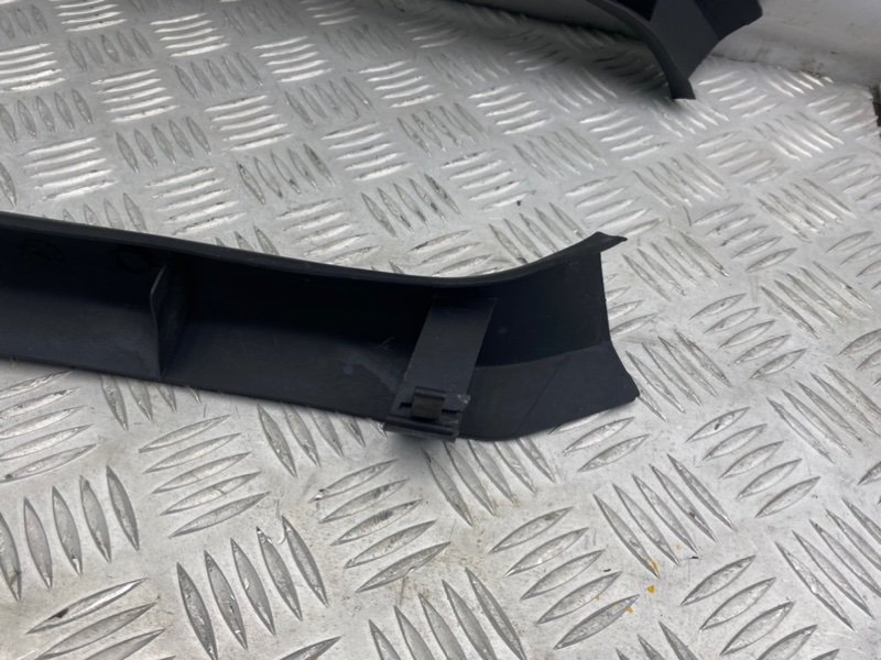 Накладки порогов, 1000 рублей, Калининград