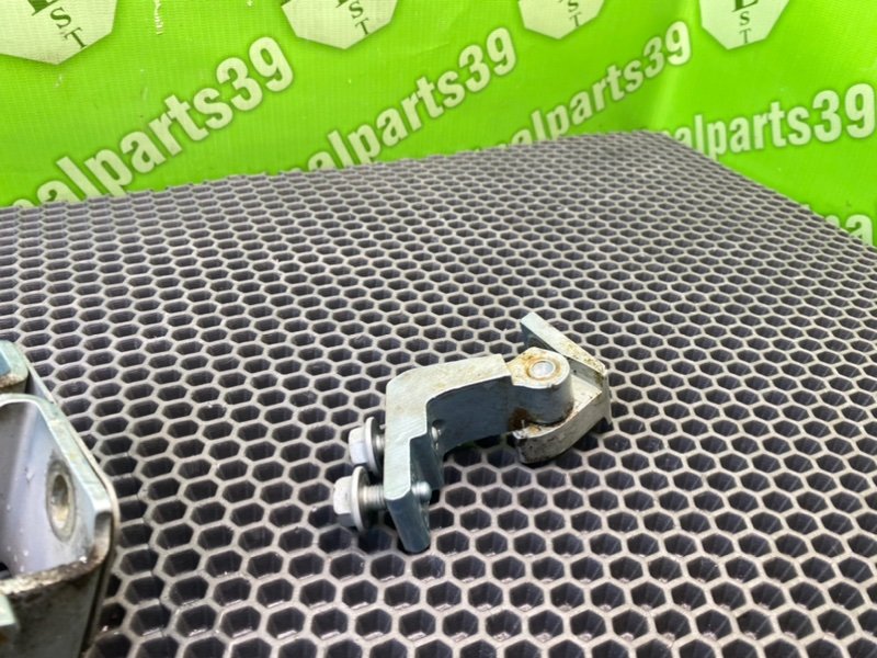 Петли дверей, 1400 рублей, Калининград