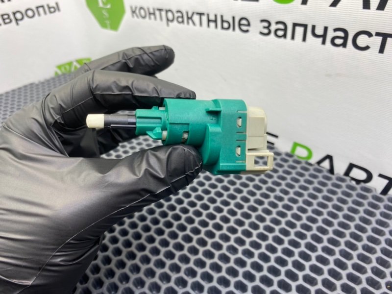 Концевик стоп-сигнала, 1000 рублей, Калининград