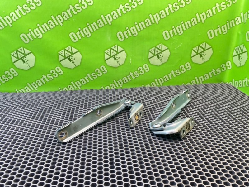 Петли капота, 1400 рублей, Калининград