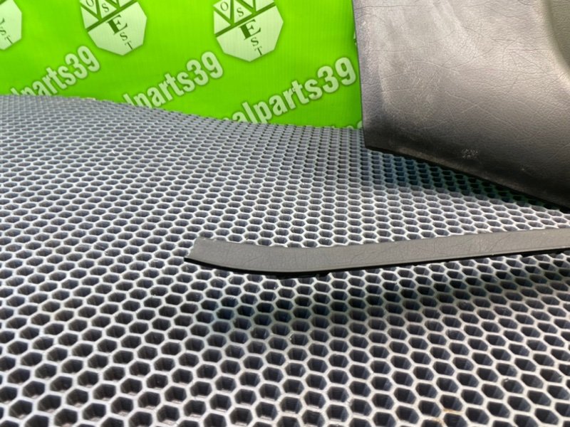 Накладка стойки, 1700 рублей, Калининград