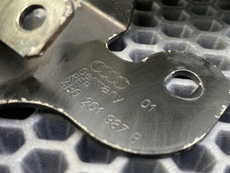 Кронштейн топливного фильтра, 1600 рублей, Калининград