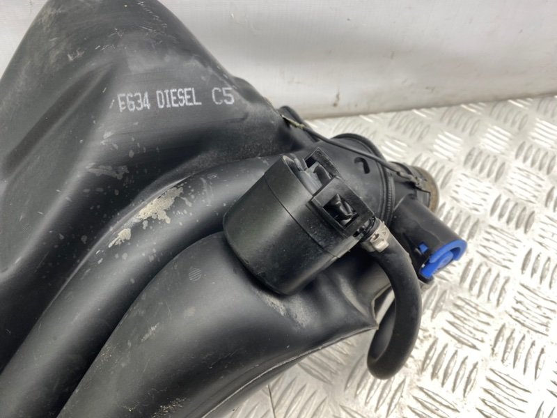 Горловина топливного бака, 1400 рублей, Калининград