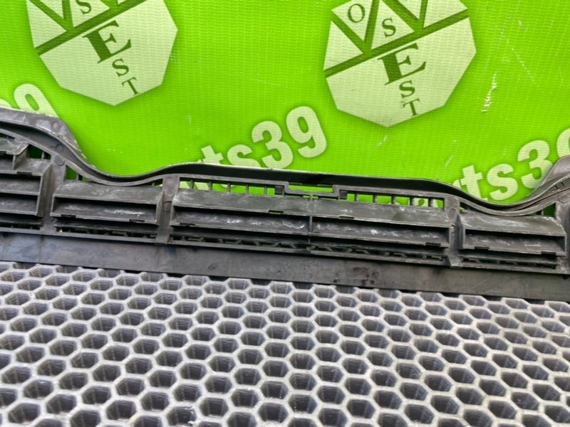 Жабо, 1000 рублей, Калининград