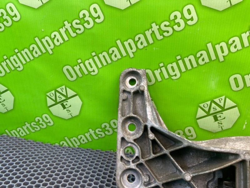 Кронштейн АКПП, 2200 рублей, Калининград