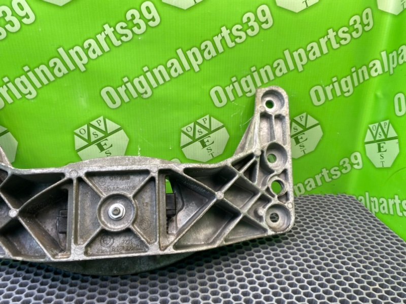 Кронштейн АКПП, 2200 рублей, Калининград