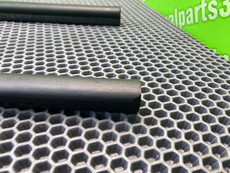 Уплотнители капота, 1300 рублей, Калининград