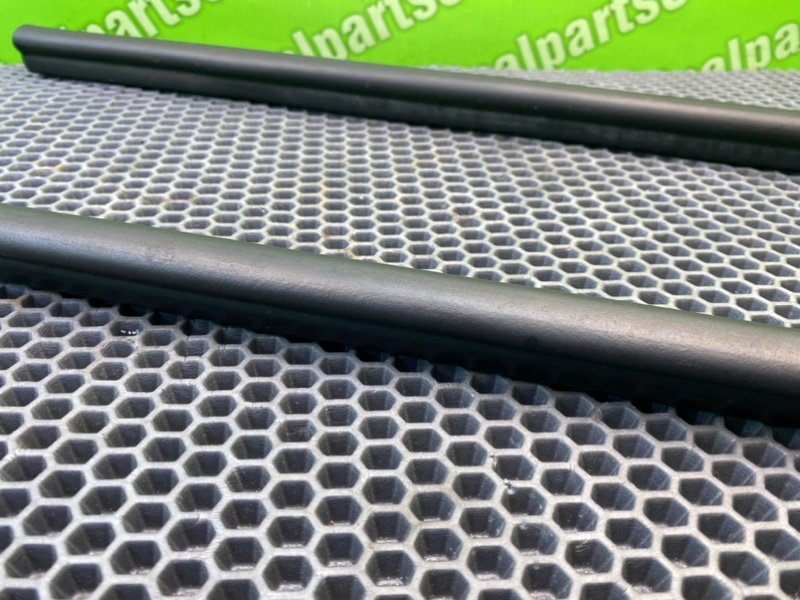 Уплотнители капота, 1300 рублей, Калининград